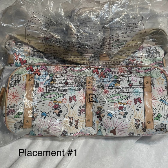 Dooney & Bourke Disney World Sketch Weekender Bag Leather Disneyland Parks NWT - Picture 7 of 10